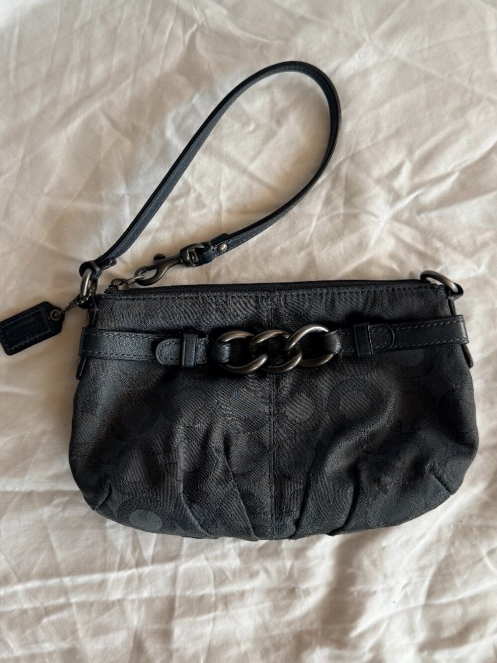 Coach Dark Gray Shimmering Signature C’s Pattern Chainlink Wristlet Wallet Purse